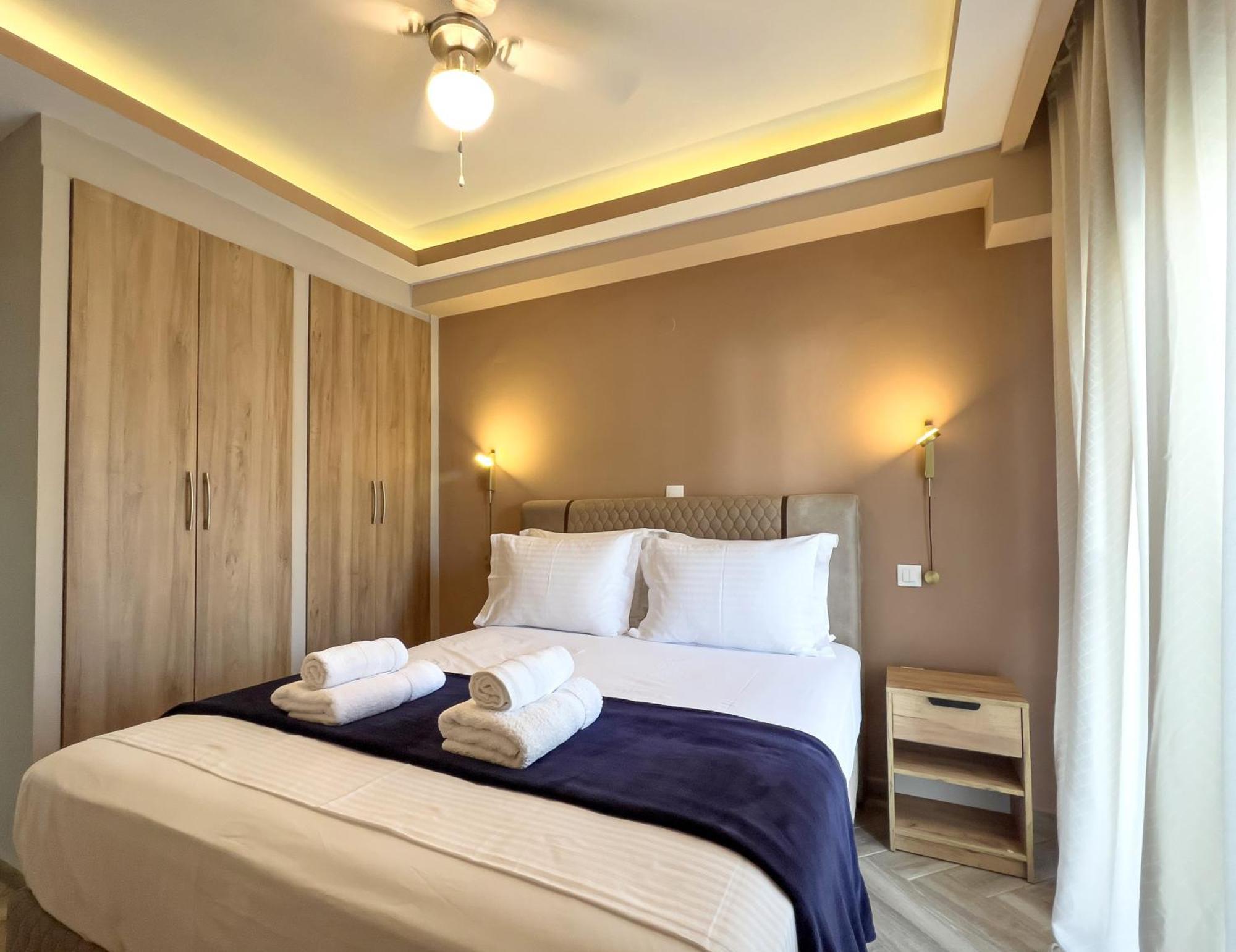 Spacetwo "Downtown Chill" By #Gimispace Lux Apt Tesalonika Bagian luar foto